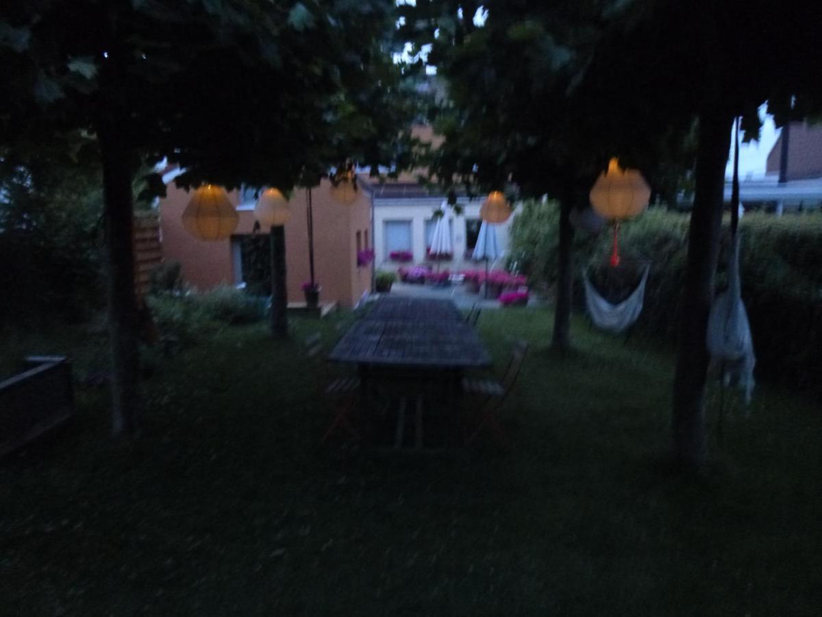 Bed and Breakfast Beatrice'S Gardens Нивель Экстерьер фото